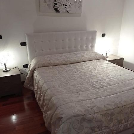 Dimora Di Mara Bed & Breakfast Santeramo in Colle Exterior photo